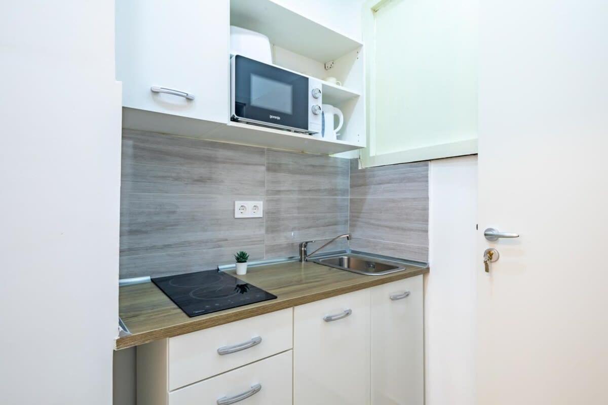Mini Ultra Apartment *